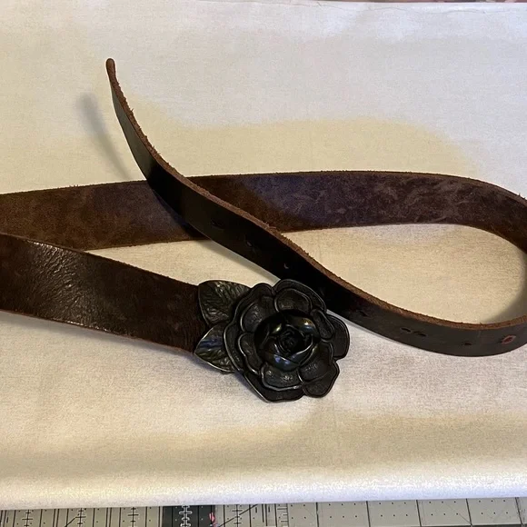 Rose belt - Picture 3 of 4